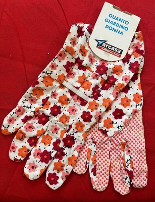 Gants de jardinage féminin en tissu