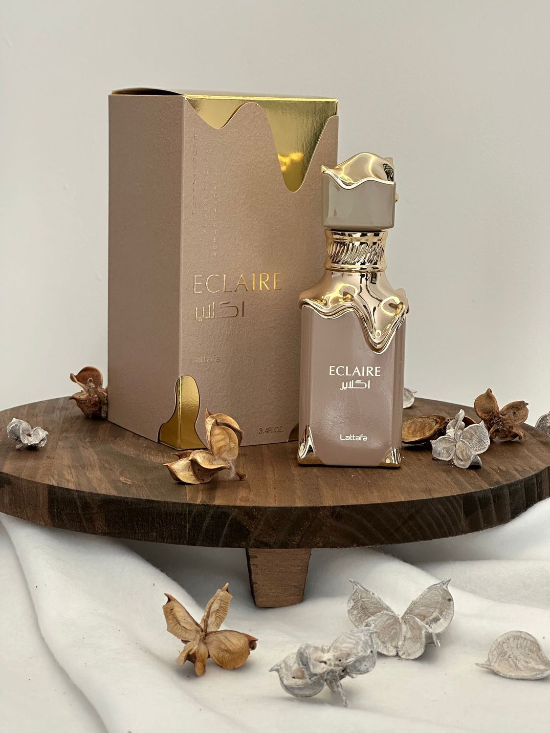 Lattafa Eclaire