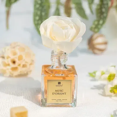 DIFFUSEUR À FLEURS 100ml – MUSC D’ORIENT DIFFUSEUR À FLEURS 100ml – MUSC D’ORIENT