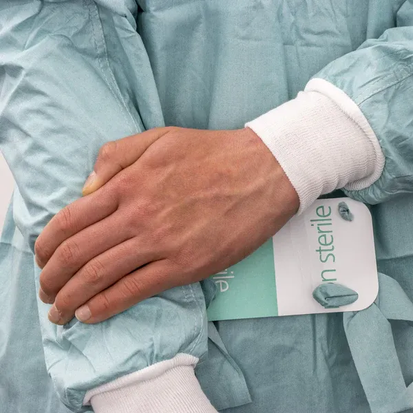 Sterile Surgical Gown - Spunbound - Level 4