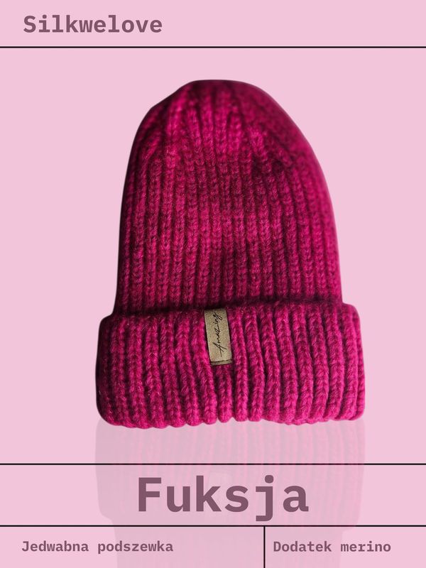 CZAPKA ZIMOWA, fuksja, z wełną merino i jedwabną podszewką