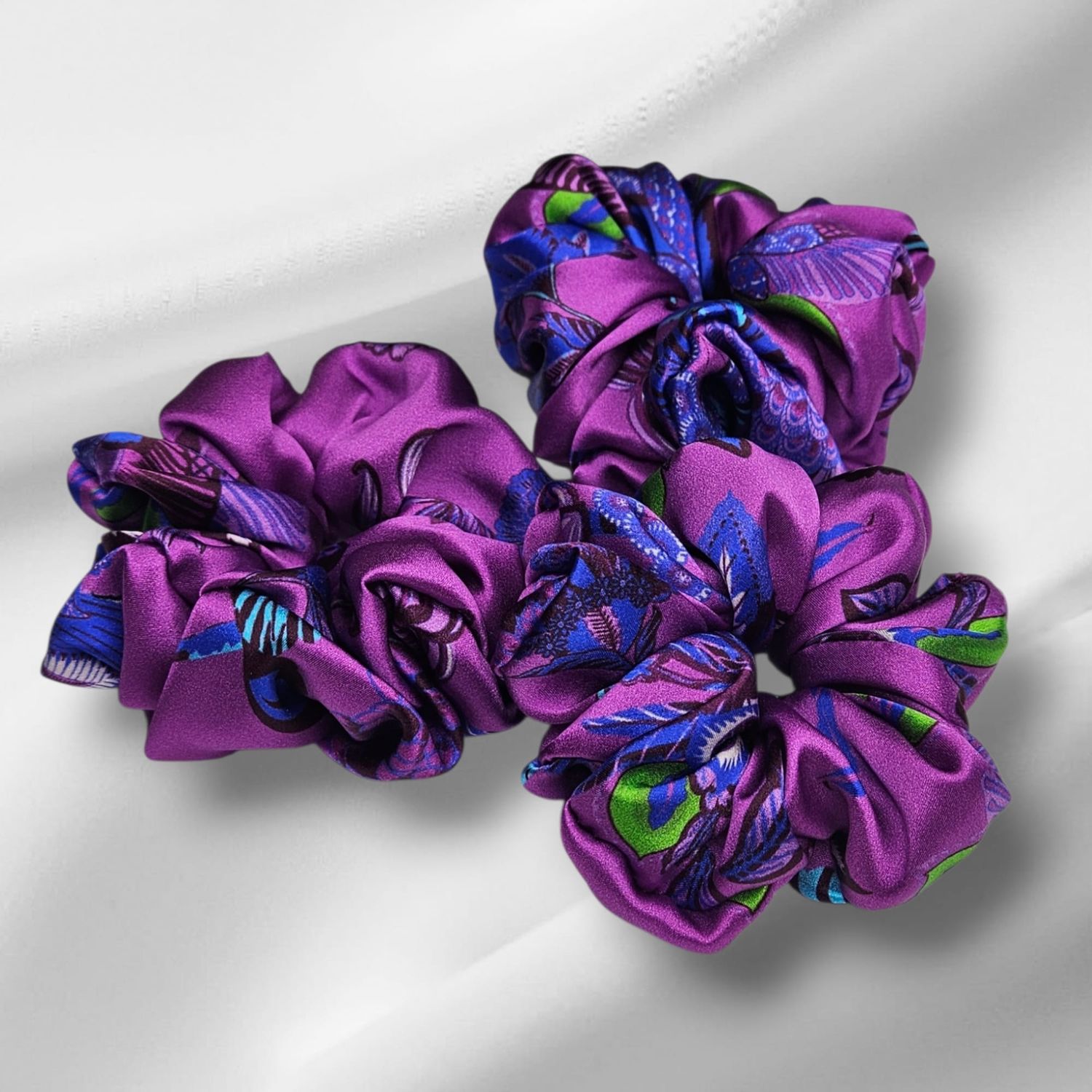 Jedwabna gumka scrunchie- Biskupi wzór