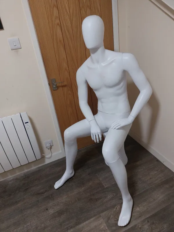 Seated Full Male Matt Egg Head Mannequin