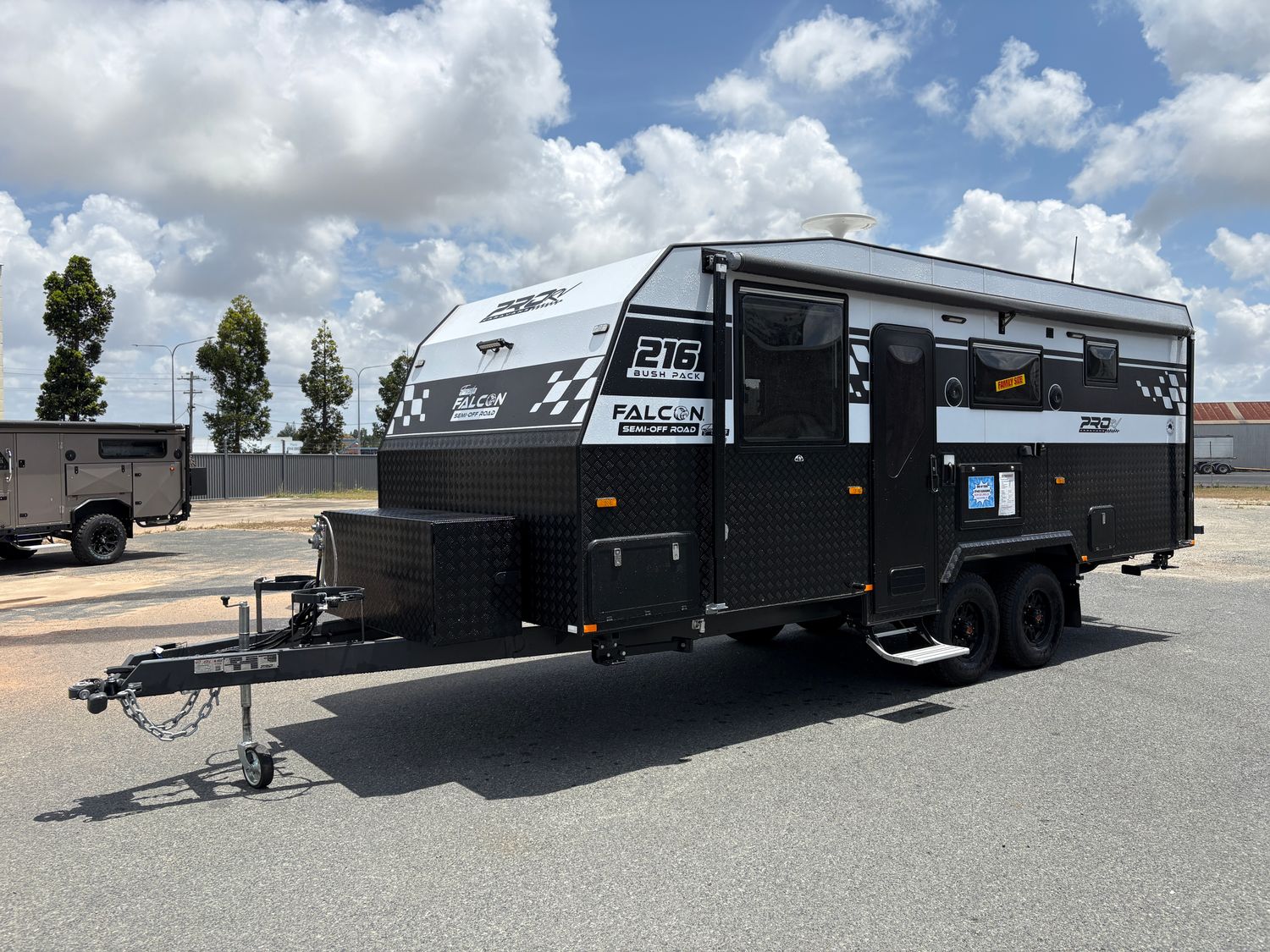PRO-RV 21.6 Falcon Triple Bunk