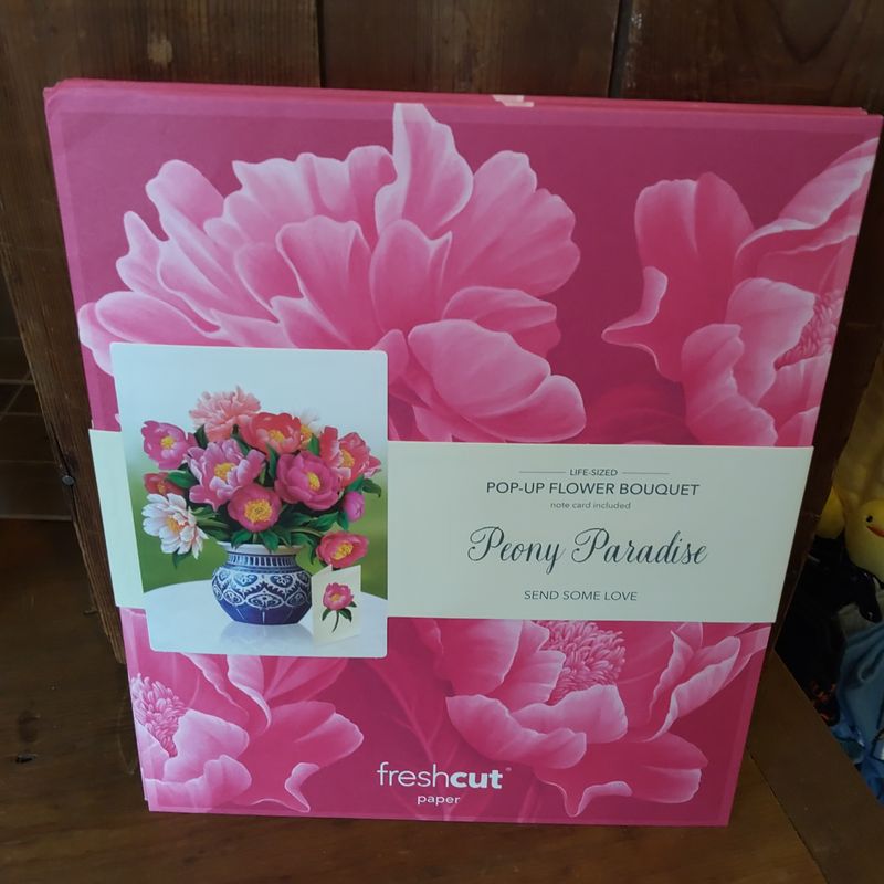 Freshcut Paper Pop Up Cards, Peony Paradise