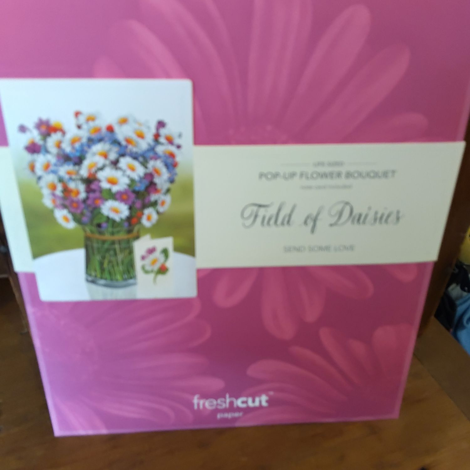 Freshcut Paper Pop Up Cards, Field of Daisies