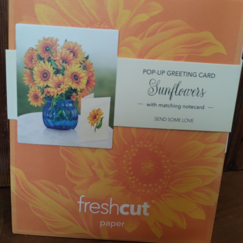Freshcut Paper Pop Up Cards, Mini Sunflowers