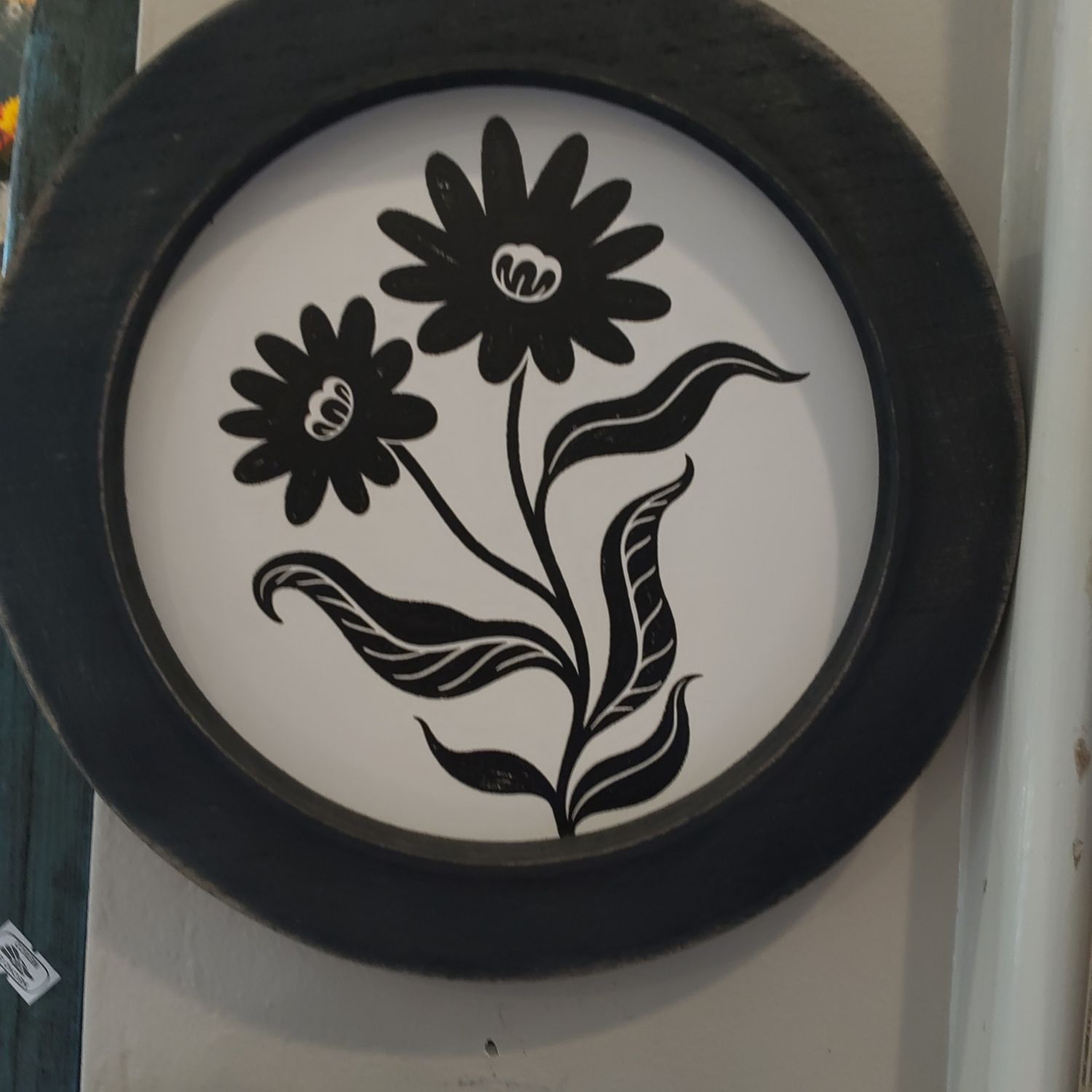 Round Wood Two Flowers Wall Decor