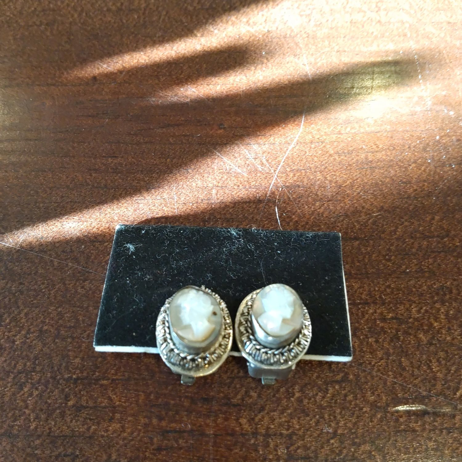 Clip-on Earrings Sm