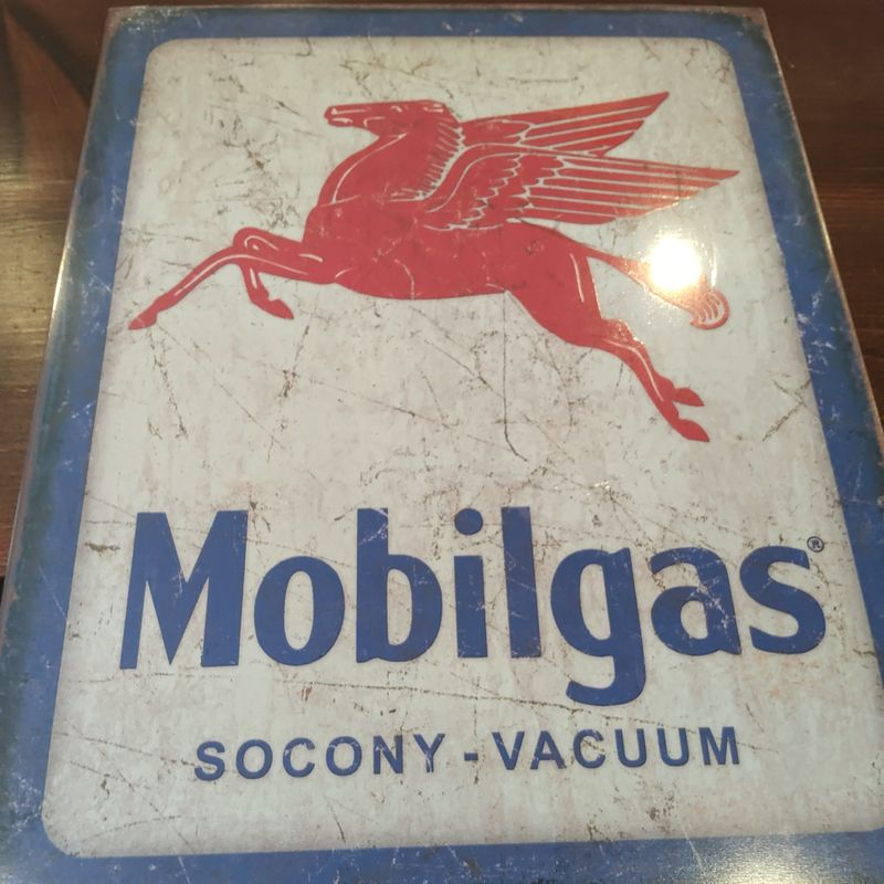 Mobilgas Sign