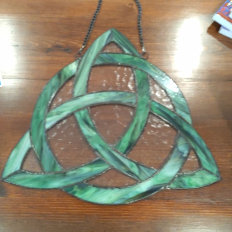 Stainglass Trinity Knot