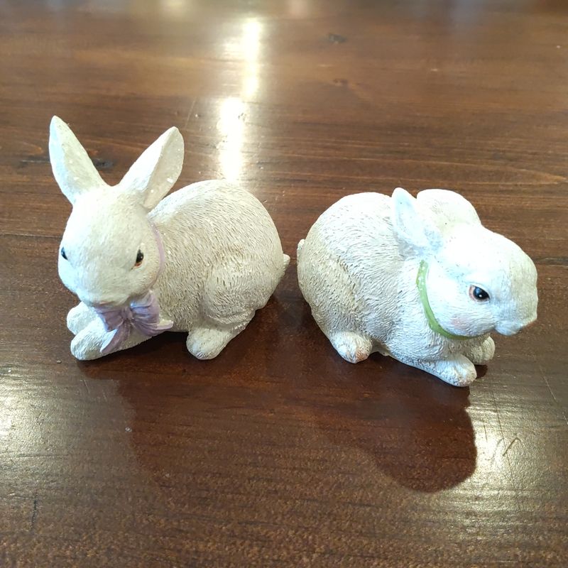 Resin Rabit White 