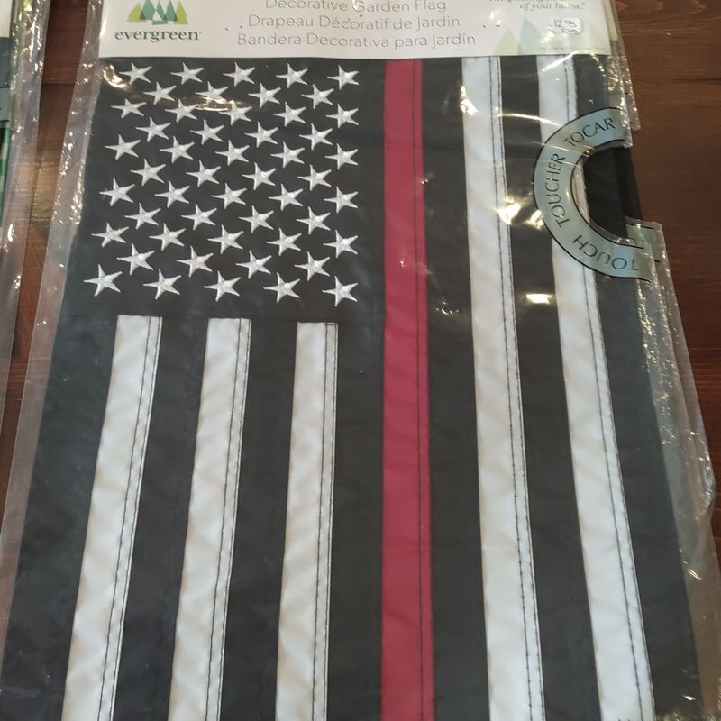 Evergreen Flag & Garden Thin Line 2-Sided Polyester 1 6 x 1 0.5 Ft. Garden Flag