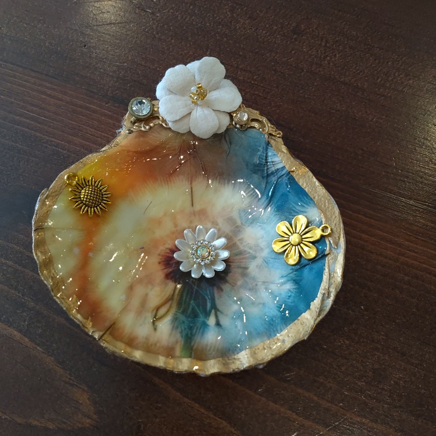 Floral Seashell 