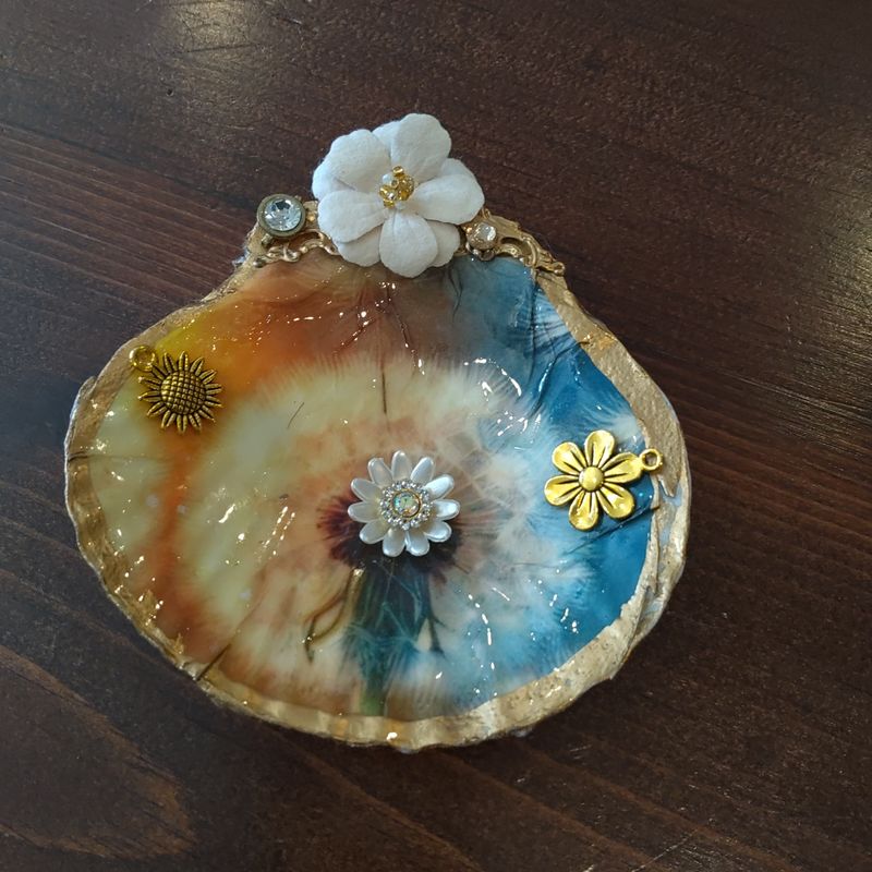 Floral Seashell 