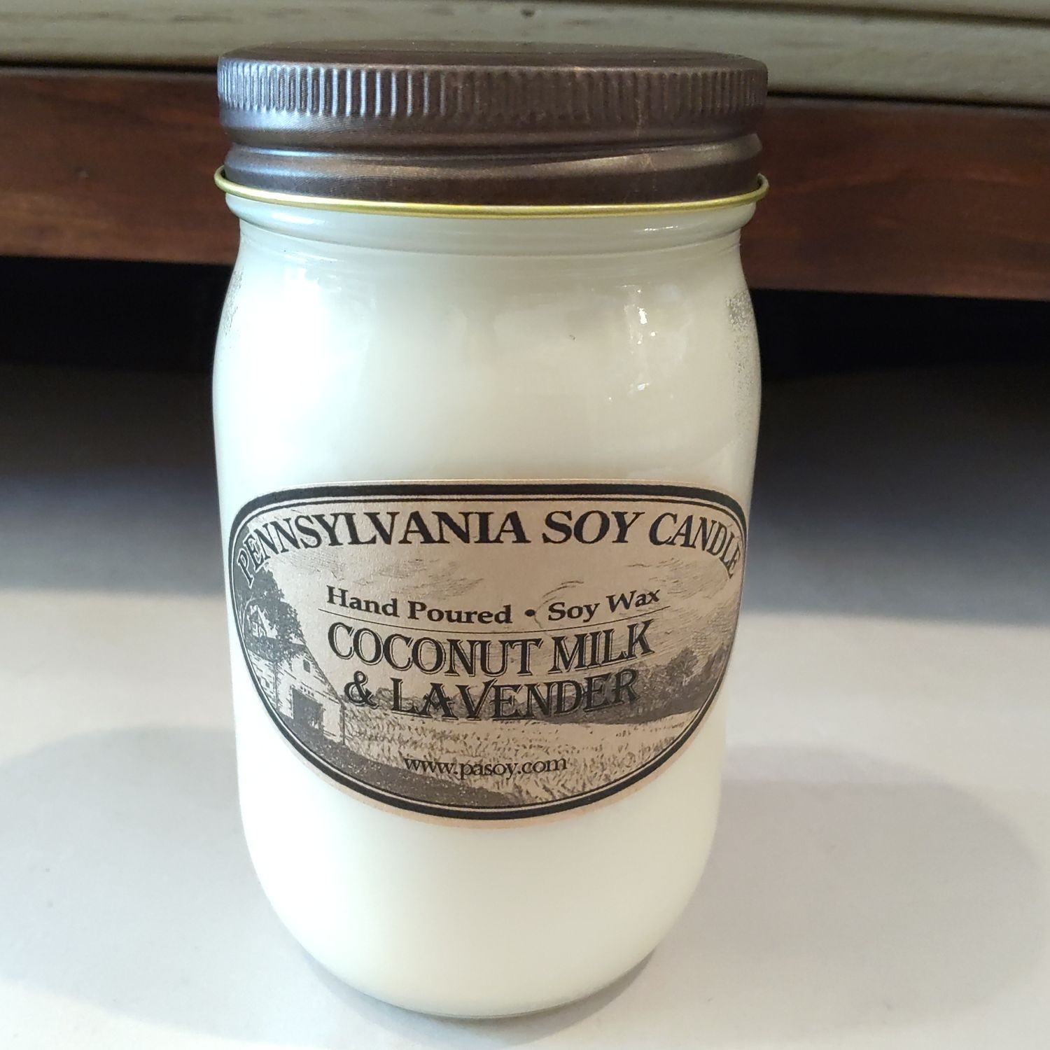 Coconut Milk & Lavender Candle