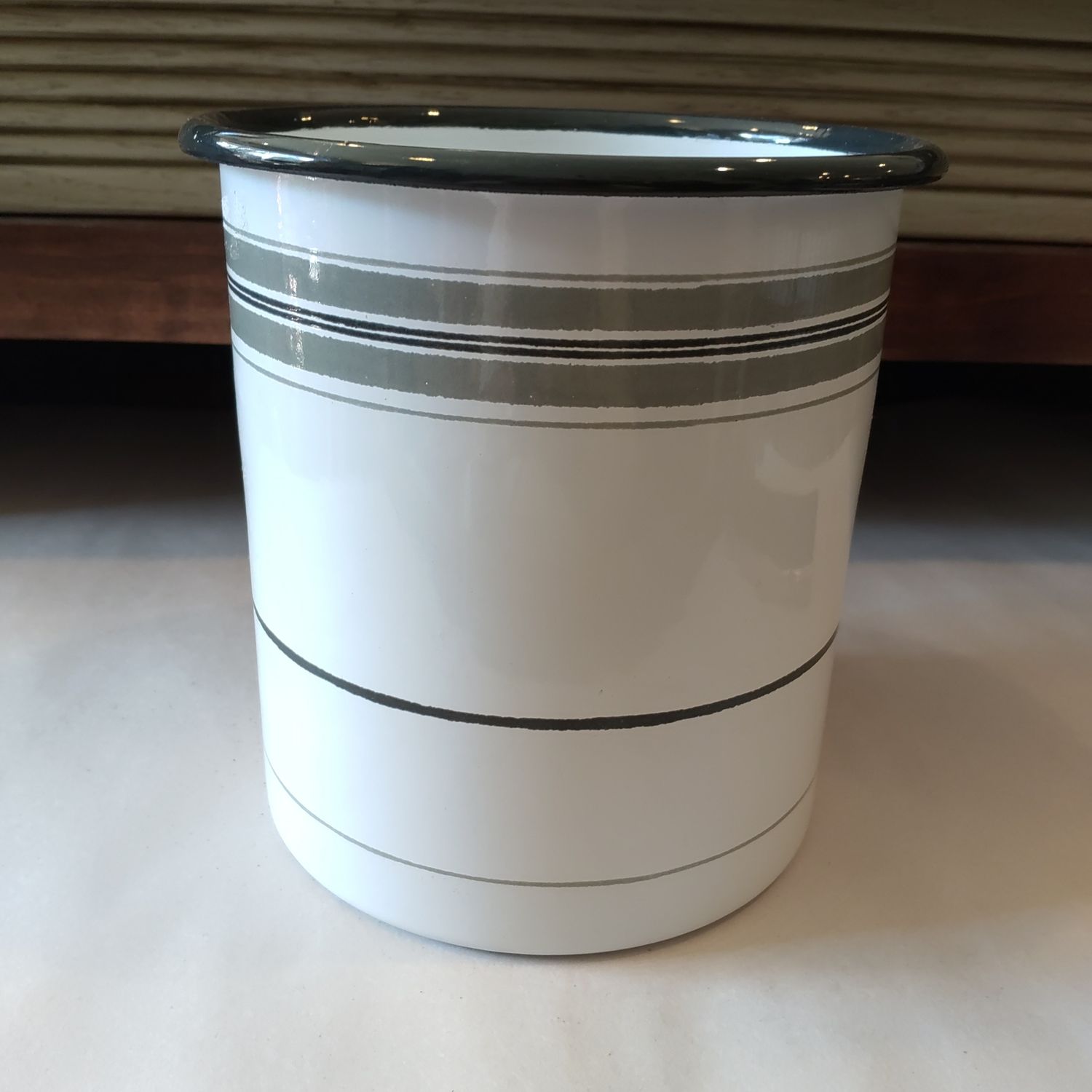 Metal Crock White