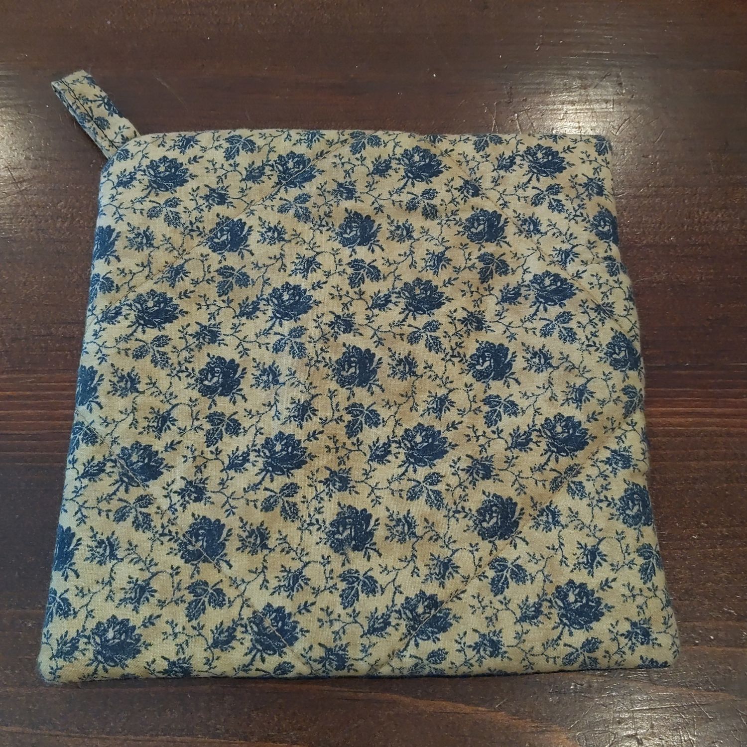 Blue Floral Reversible Hot Pad
