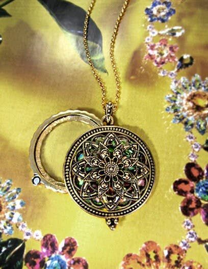 Mandala With Abalone 6 Times Magnifier Magnifying Glass Mandala With Abalone 6 Times Magnifier Magnifying Glass