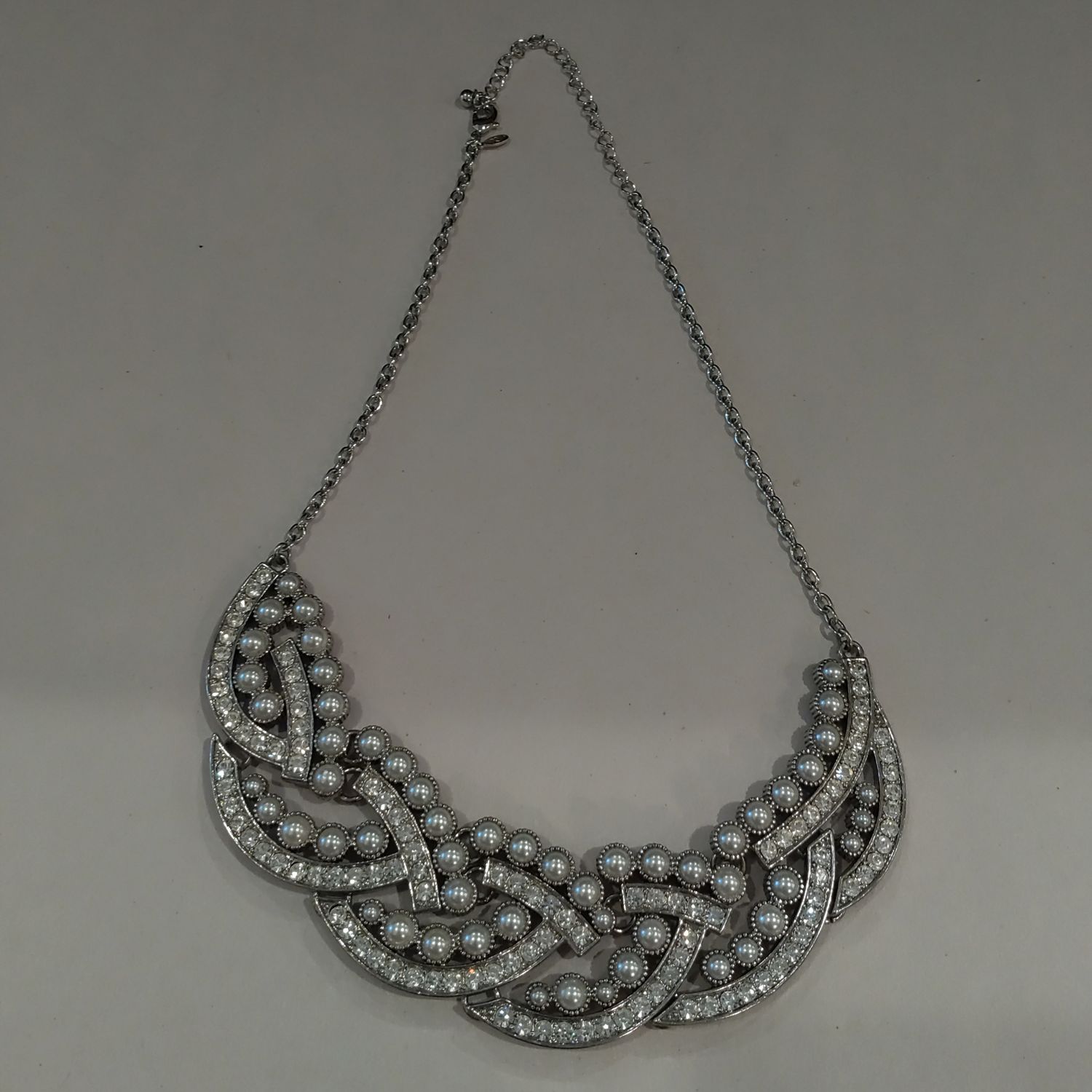 Pearl Rhnestone Necklace