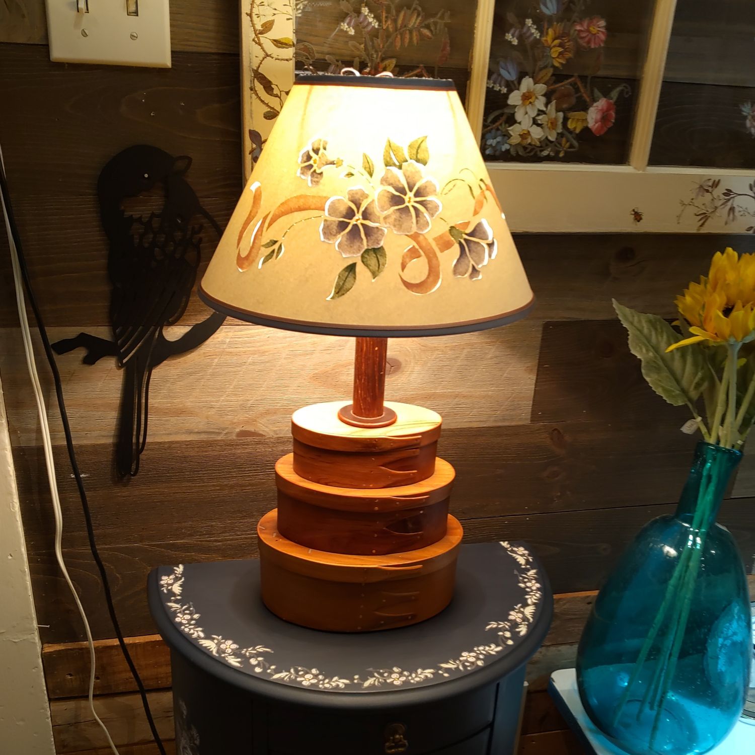 Grandma Chic Lamp