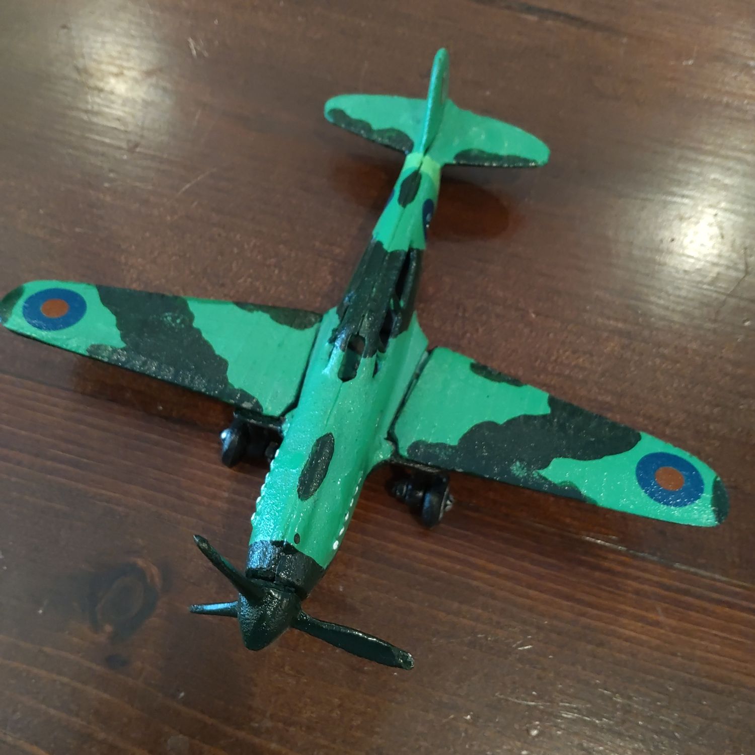 Green Airplane