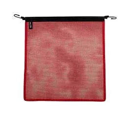 RED MESH SAFETY FLAG WITH RUBBER BUNGEE