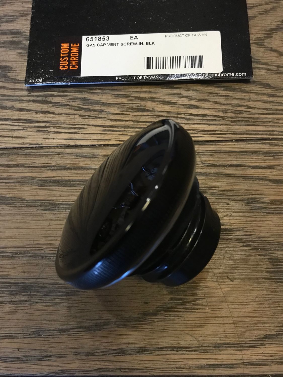 Tankdeckel rechts entlueftet in schwarz fuer harley 83-95, ersetzt harley 61102-83