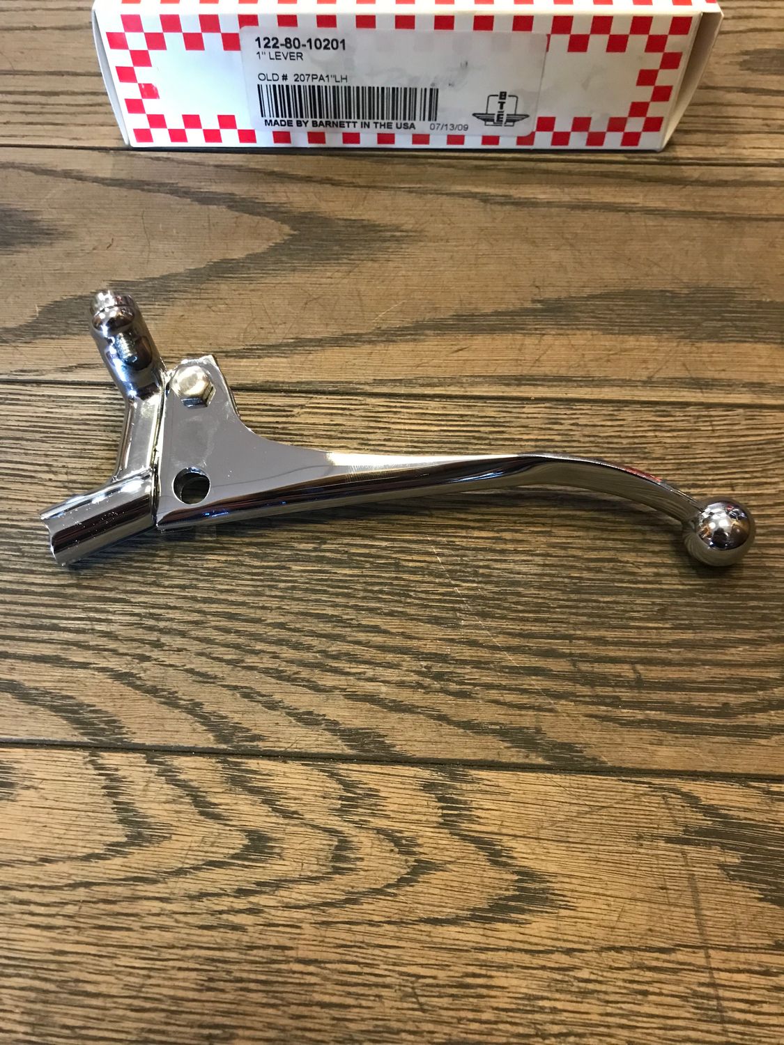 Universal Armatur, Kupplungshebel "Ball End" von Barnett für 1 Zoll Lenker barnett 122-80-10201, 1 Zoll kupplungsarmatur, Hebel links fuer harley shovel