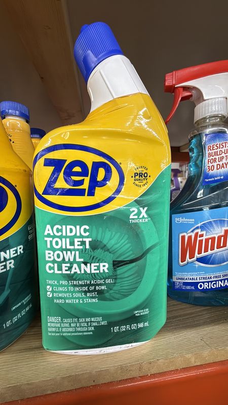 Zep Acidic toilet bowl cleaner