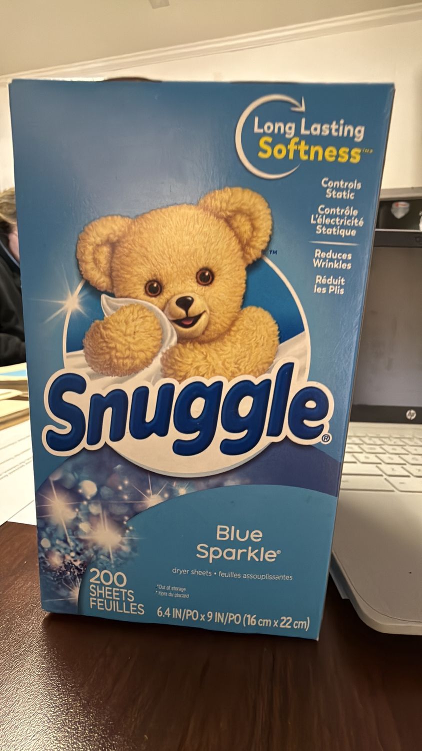 H snuggle dryer sheets
