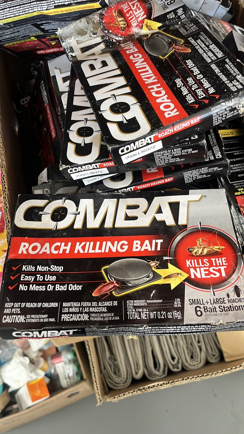 Combat roach bait