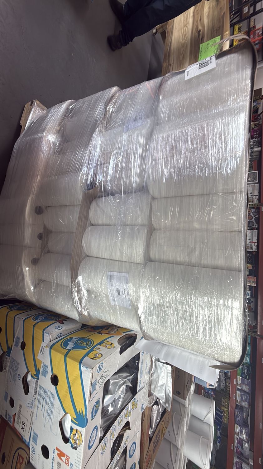 Paper towels 12 rolls