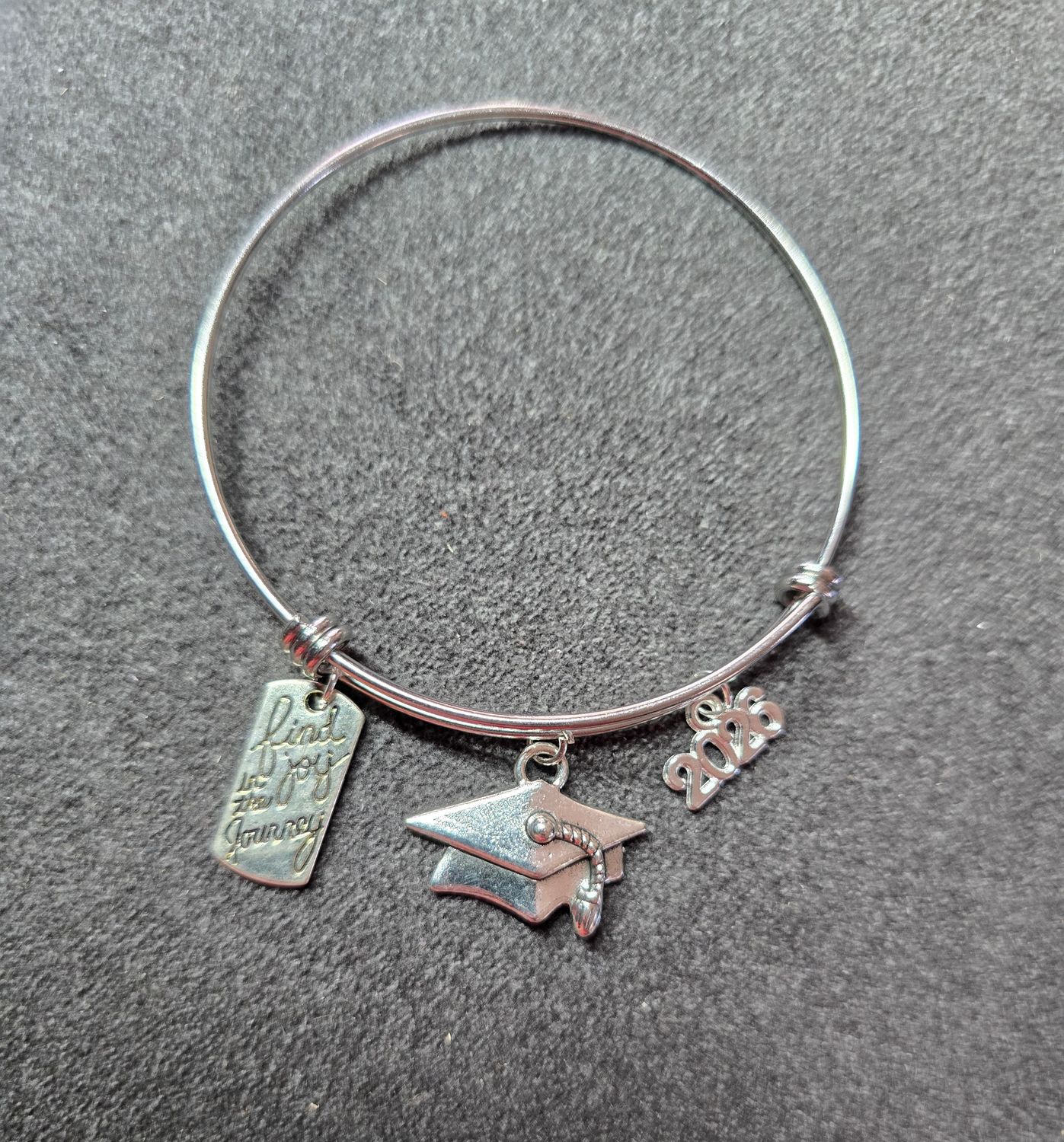 Graduation Gifts, Style: Bracelet "Find the Joy"