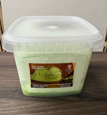 Family pistachio ice cream 1.5 - بستنی پسته ای خانواده