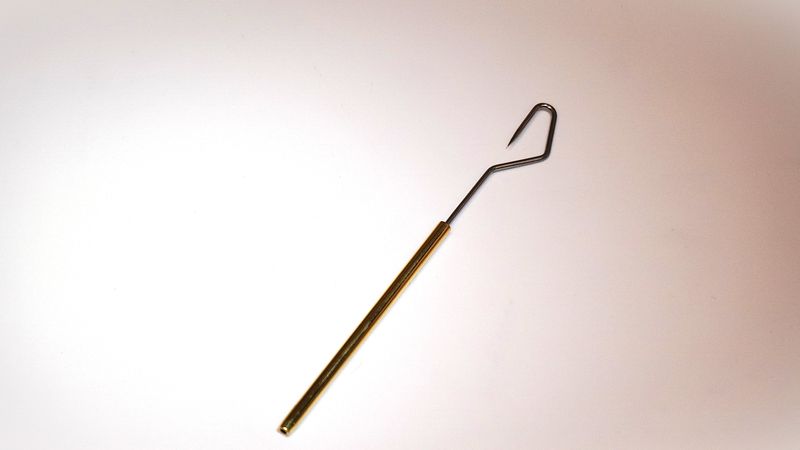 Dr Slick Dubbing Hook, 5'', w/ half hitch, gold, brass