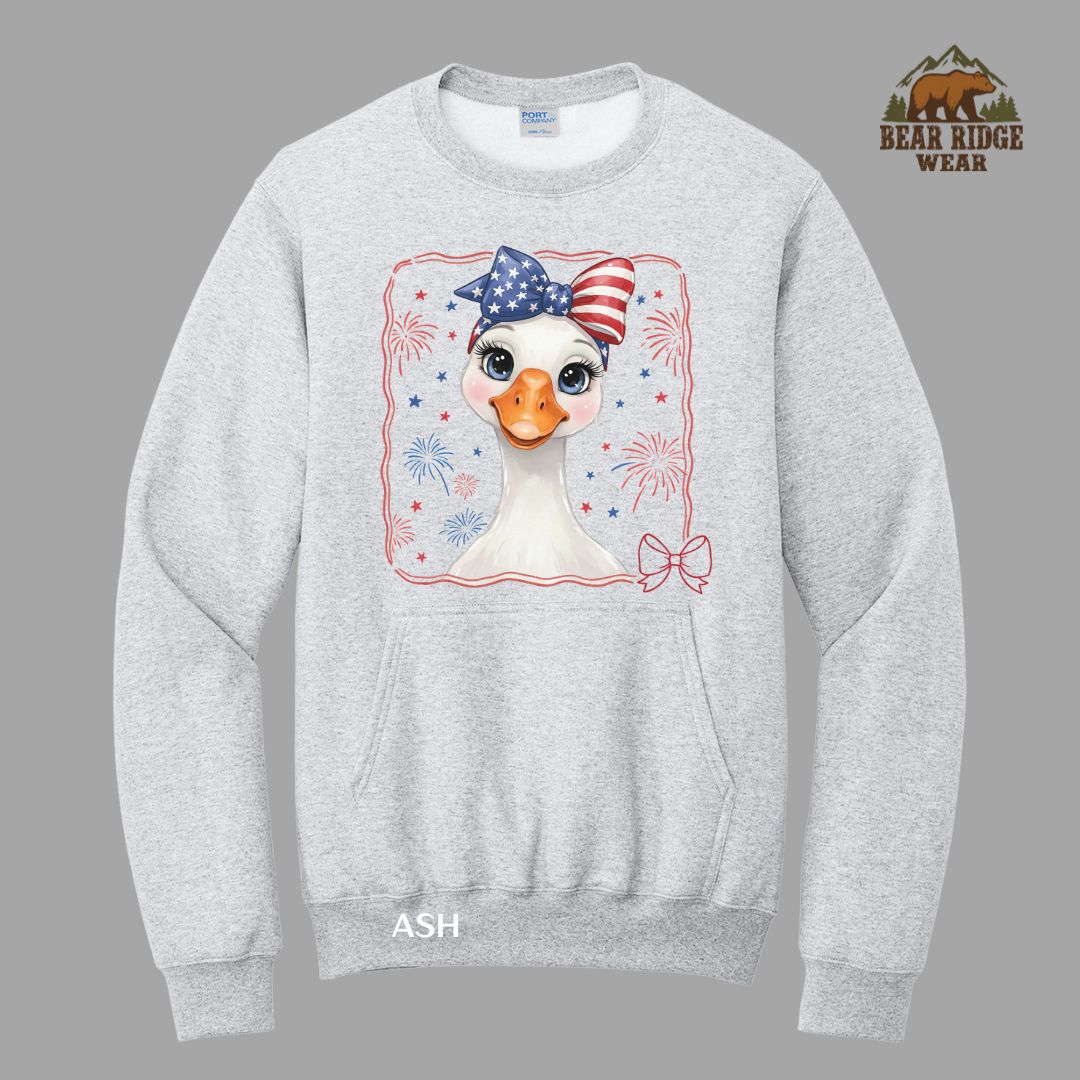 Goose Girl Patriotic Kangaroo Crew, Color: Ash, Size: S