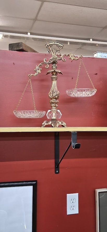 Vintage 1960's L&amp;L WMC Brass / Crystal Scales of Justice