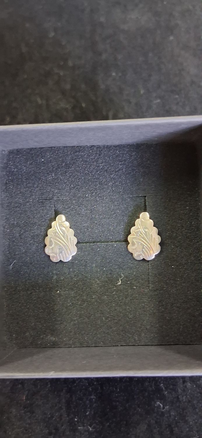 Small Teardrop Etched