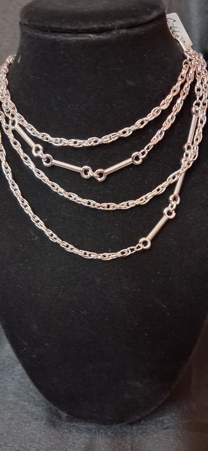 Monet 54" Long Chain