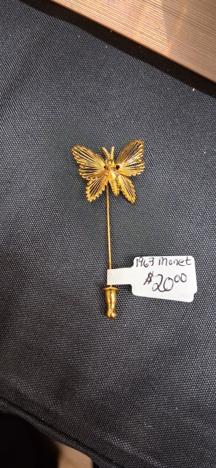 Monet 1963 Butterfly Stick Pin