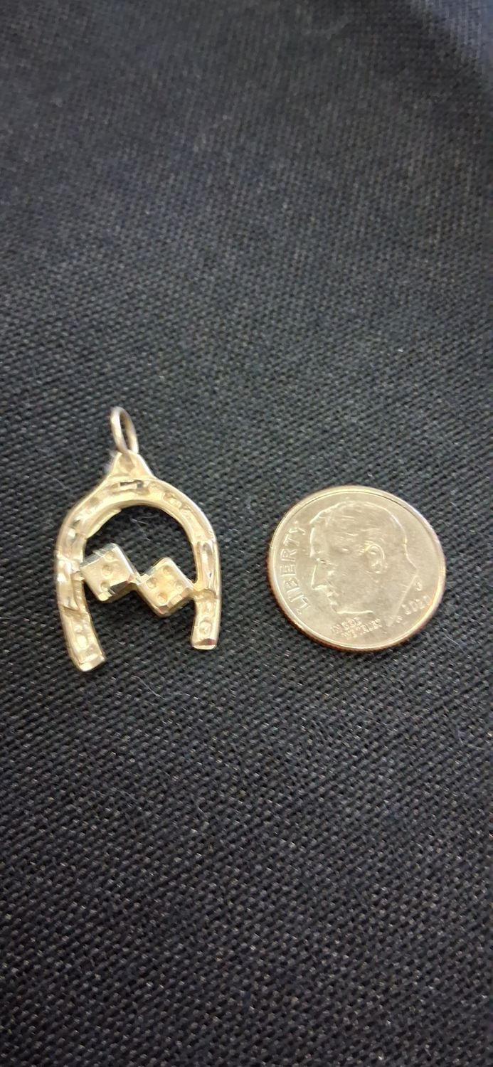 Horseshoe w/Dice