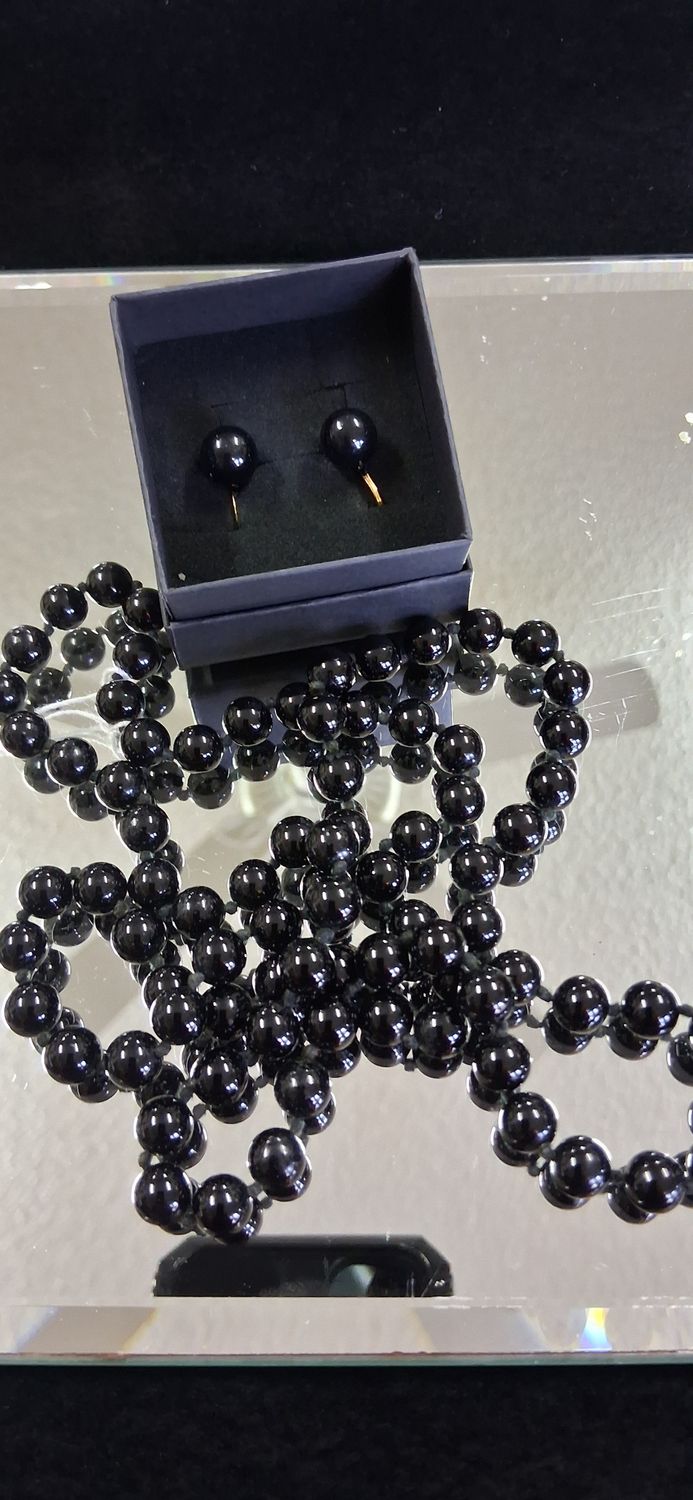 Black Onyx Long Beaded