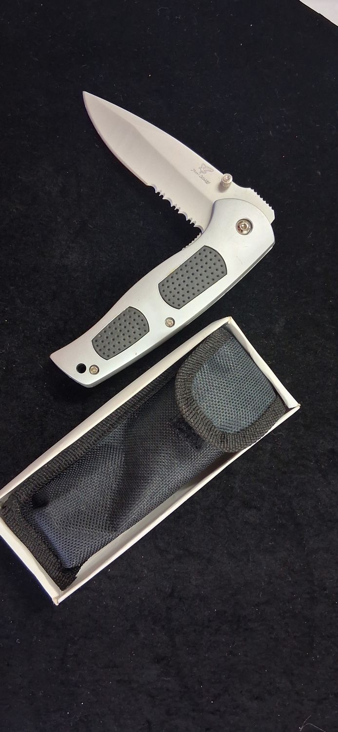 Delta Tactical with Sheath -