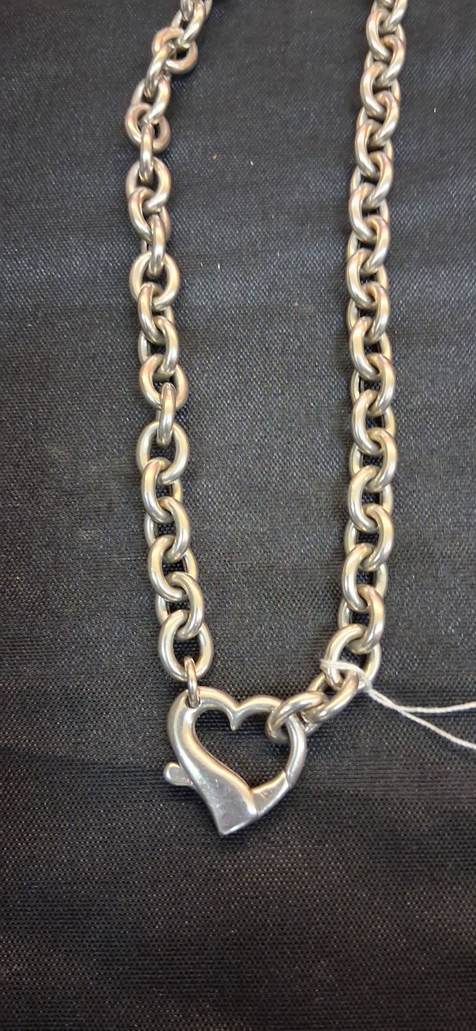 39g Heart Clasp Choker