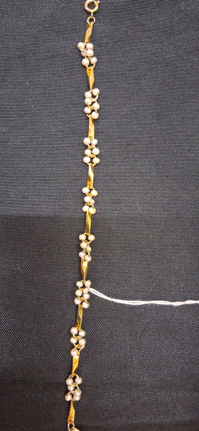 1970 Gold tone faux pearl