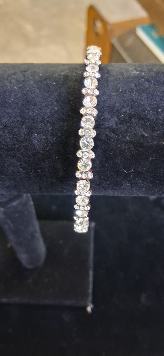 Crystal Rhinestone Bangle (24.75)