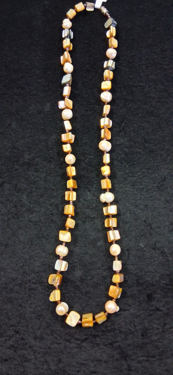 Vintage Mother of Pearl Necklace