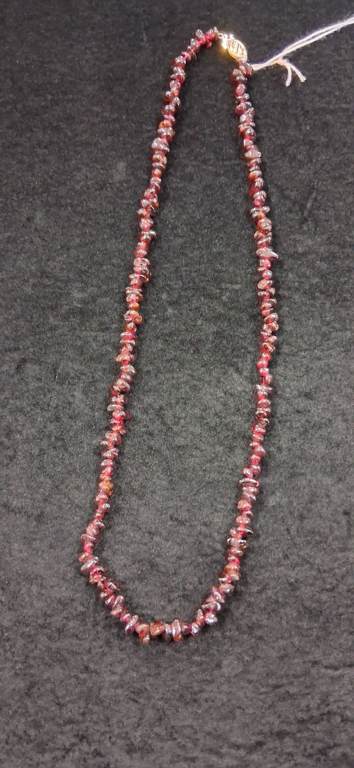 Vintage Natural Garnet Bead Necklace