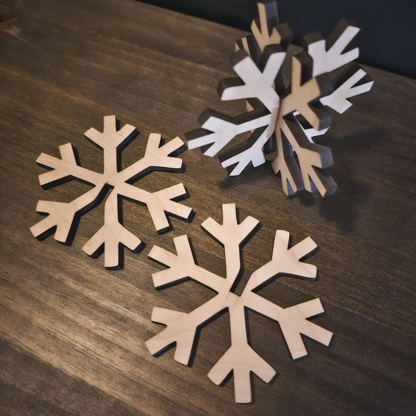 3D Snowflake Home Decor Shelf Sitter